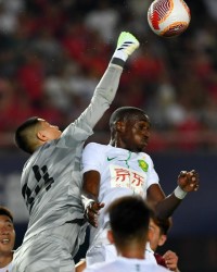 杏彩体育app-国安：侯森右膝关节内后叉韧带损伤 预计伤停8周